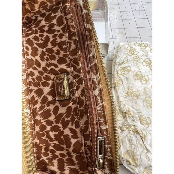 Guess By Marciano Gold Wallet Clutch NIB Leopard Print Interior New~~ - Picture 5 of 8